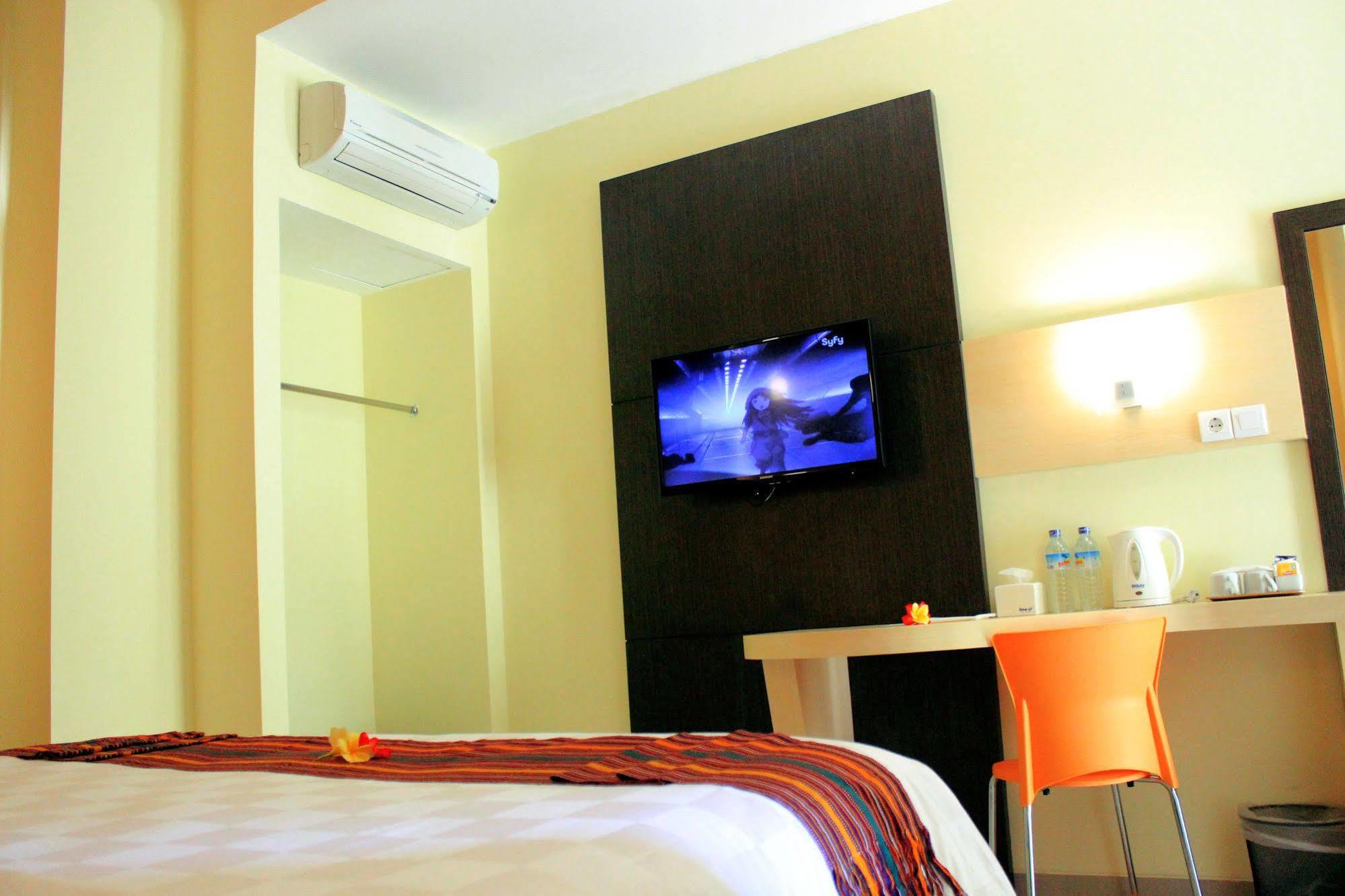 M Hotel Матарам Екстериор снимка