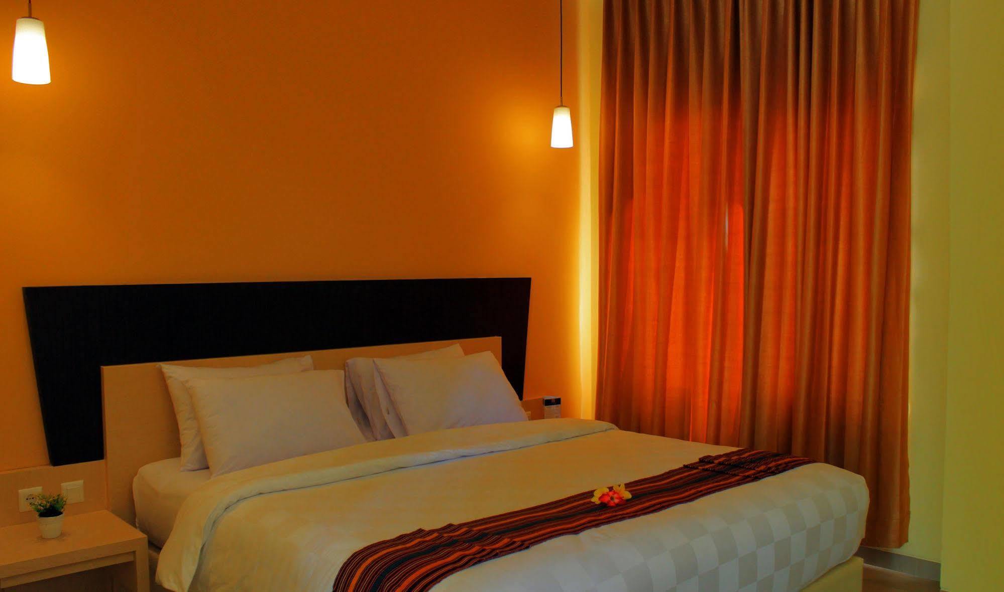 M Hotel Матарам Екстериор снимка